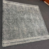 6'x6' Safavieh Black & White Rug