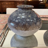 9" Mocha Hombre Design Vase