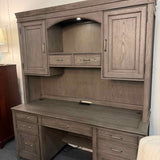 Haverty's "Baylor" Desk with Hutch