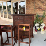Indoor/Outdoor Bar w/2 Stools