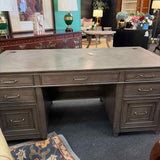 Haverty's Executive Desk