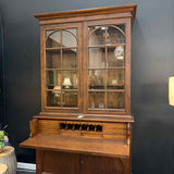 Hekman Secretary w/Bookcase Hutch