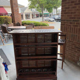 Indoor/Outdoor Bar w/2 Stools